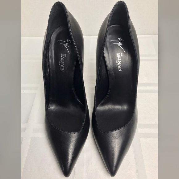 🎉HP🎉 NWOT Balmain Signature Leather Pumps - Picture 8 of 8